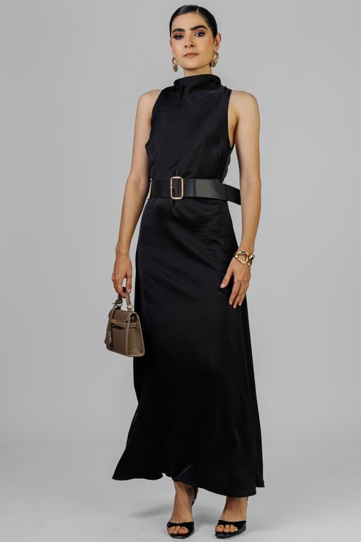 VESTIDO SATINADO CUELLO ALTO