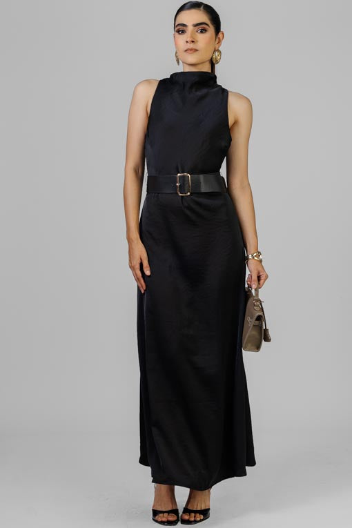 VESTIDO SATINADO CUELLO ALTO