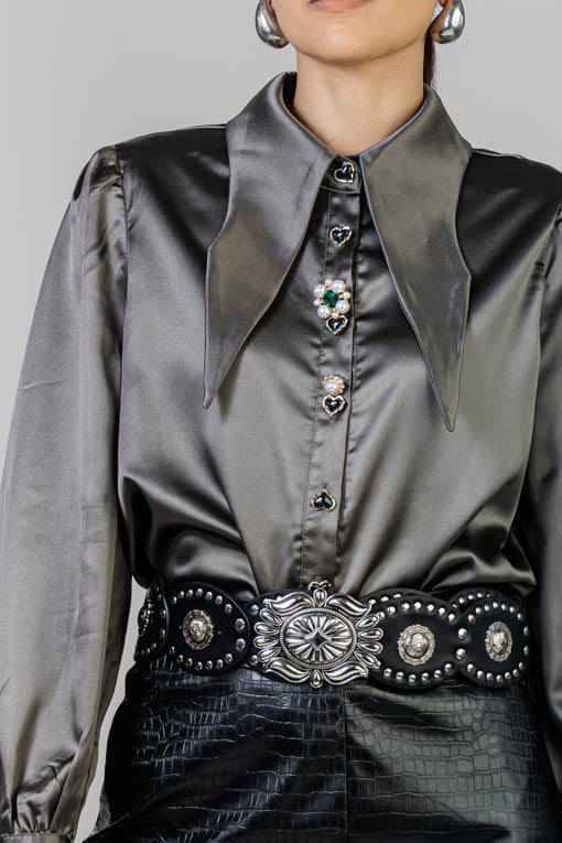 BLUSA CUELLO EN PICO