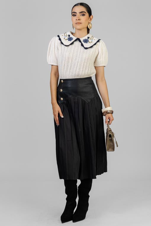 BLUSA CUELLO BORDADO