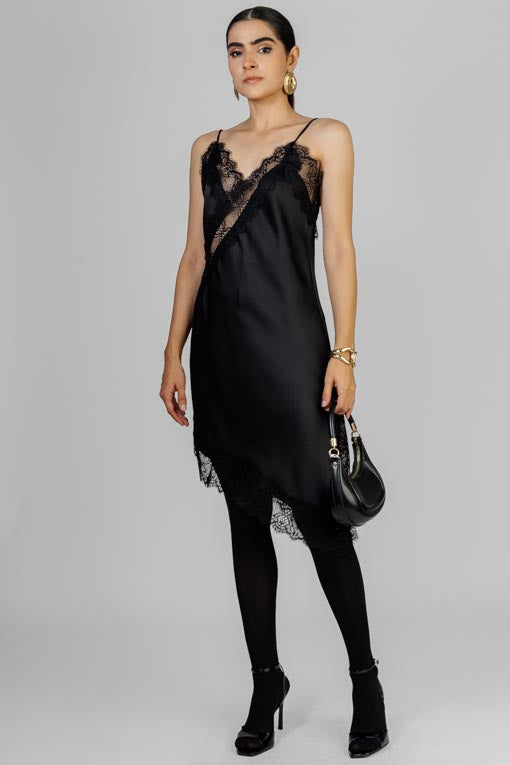 VESTIDO SATIN LENCERO